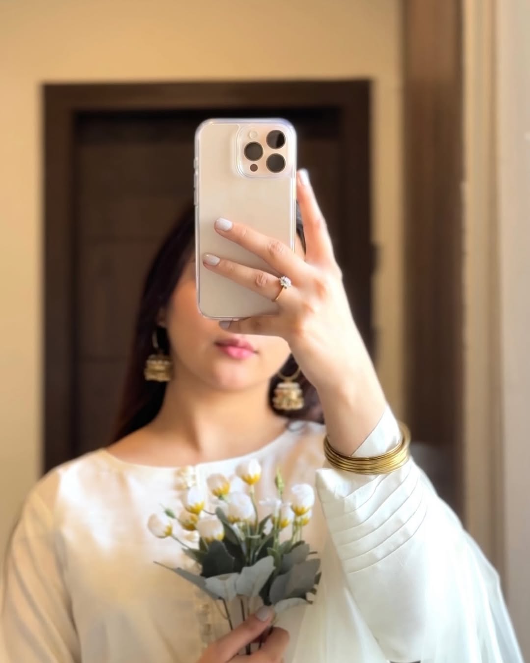 FS-MIST WHITE STITCH