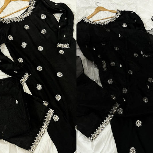 FS-LUSH BLACK STITCH