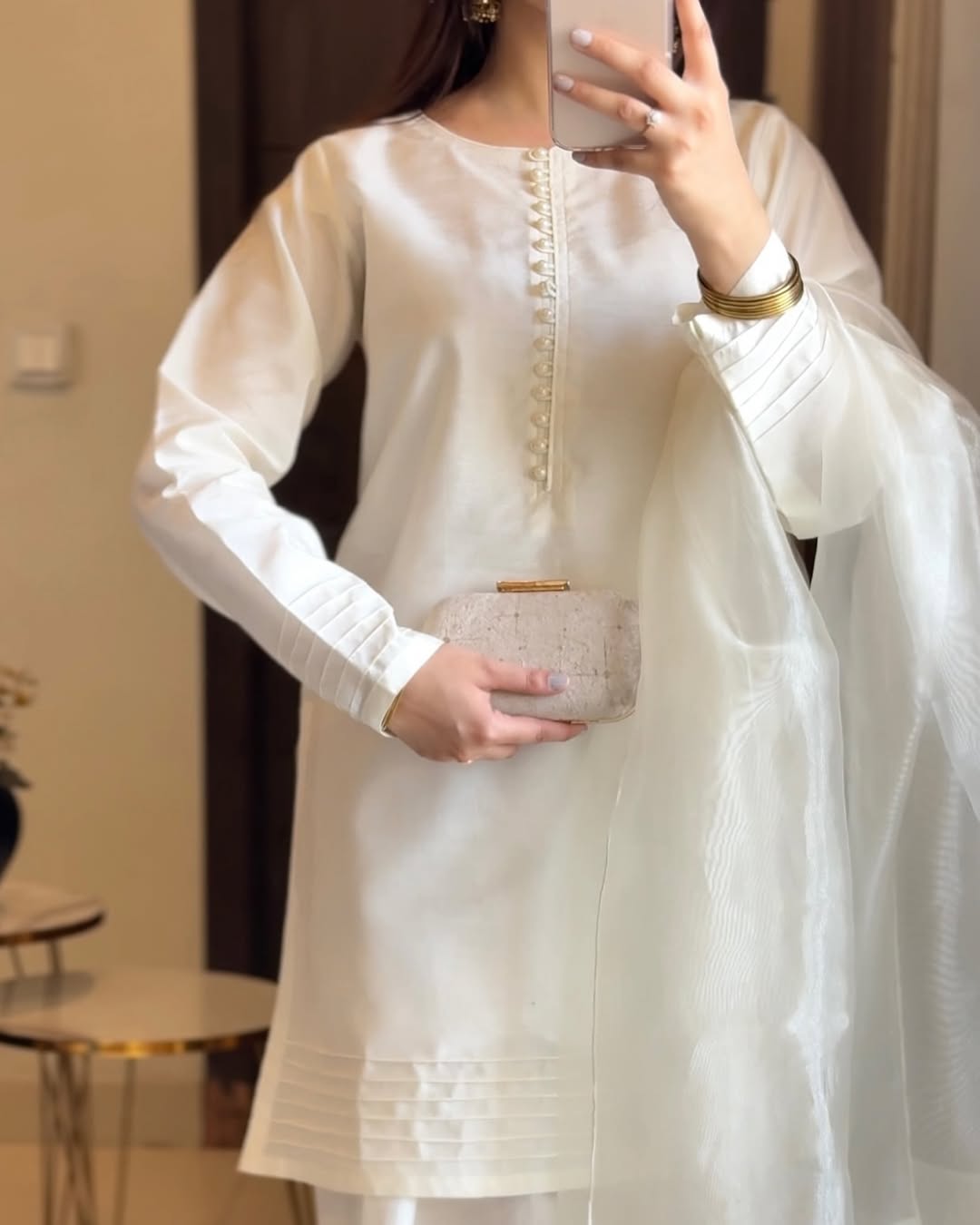 FS-MIST WHITE STITCH