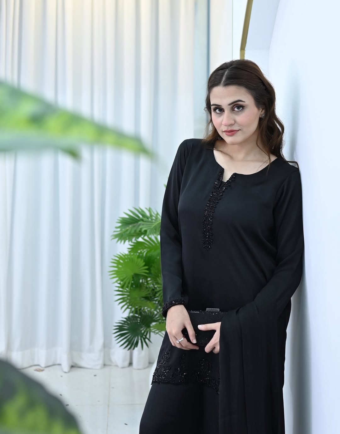 FS-BLACK AURA UNSTITCH