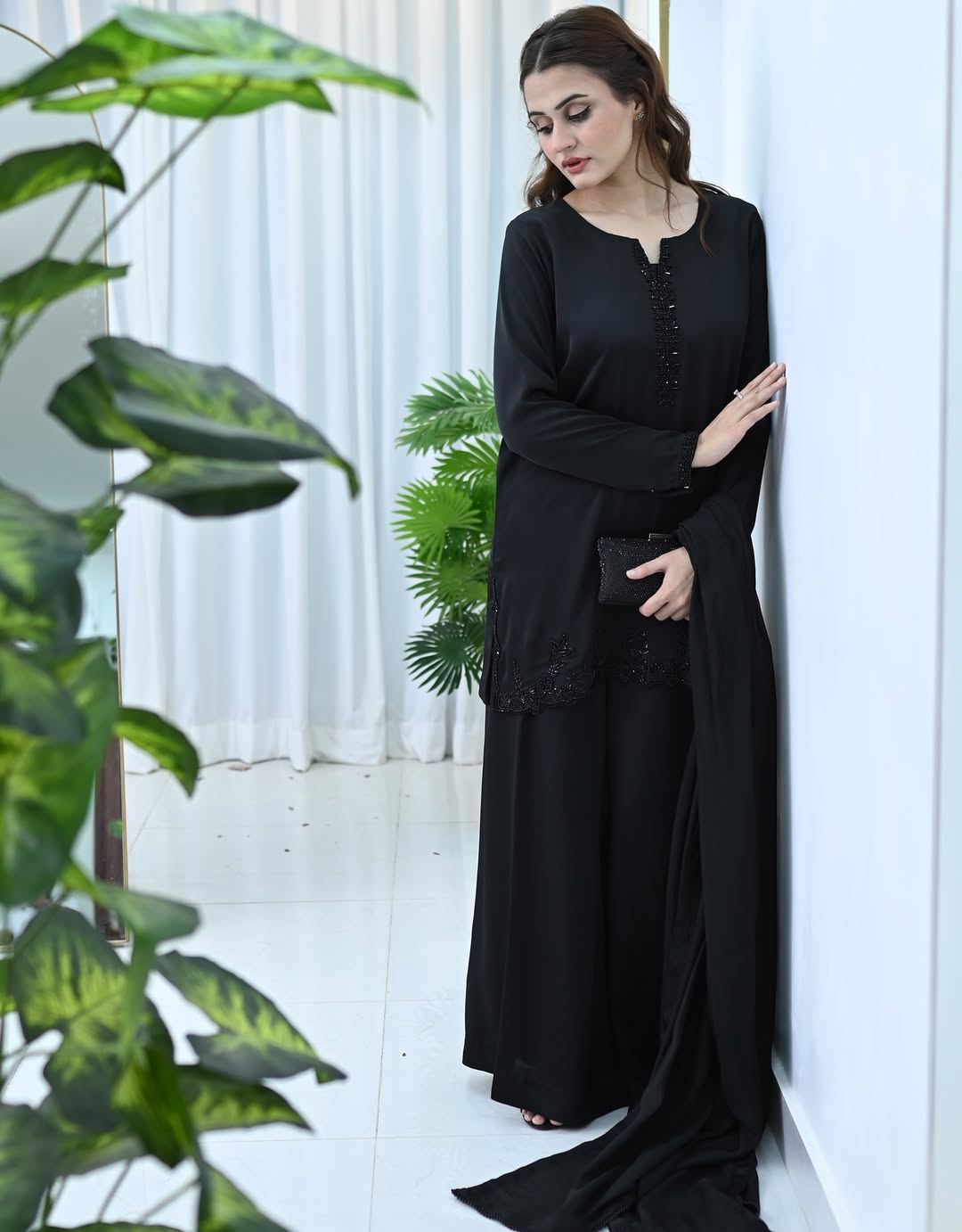 FS-BLACK AURA UNSTITCH